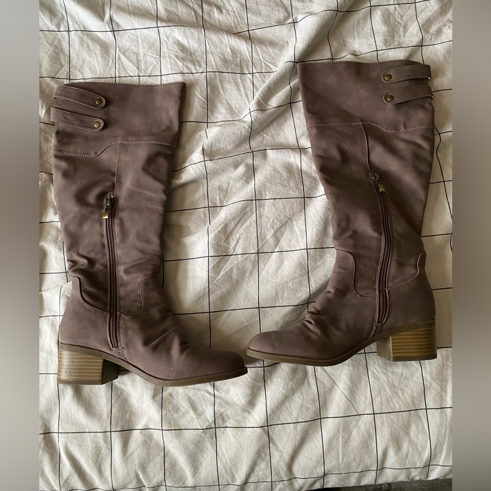 Ams boots